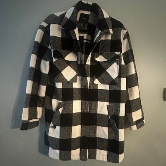 NWT Forever 21 Black and White Plaid Shacket - Picture 1 of 3